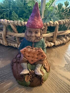 TOM CLARK VINTAGE 1998 ToASTEE GNOME 56 Cairn Studio Retired #44